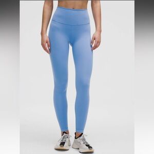 NWT!🍋🍋Lululemon Wunder Train HR Tight 28”🍋🍋. Size 8. Color Pool Party.